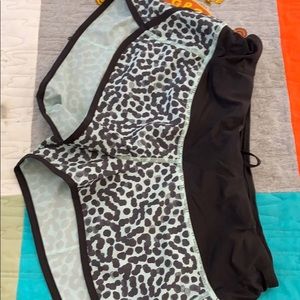 Lululemon speed up shorts